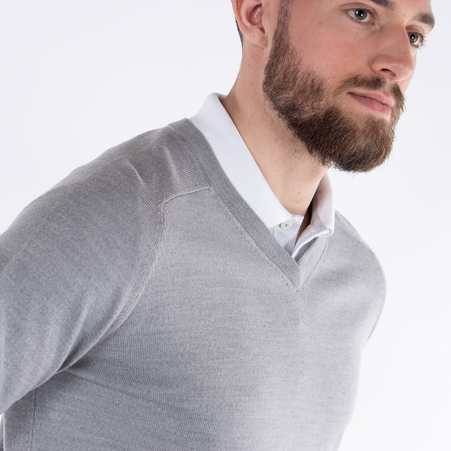 Carl V-Neck Gray Galvin Green