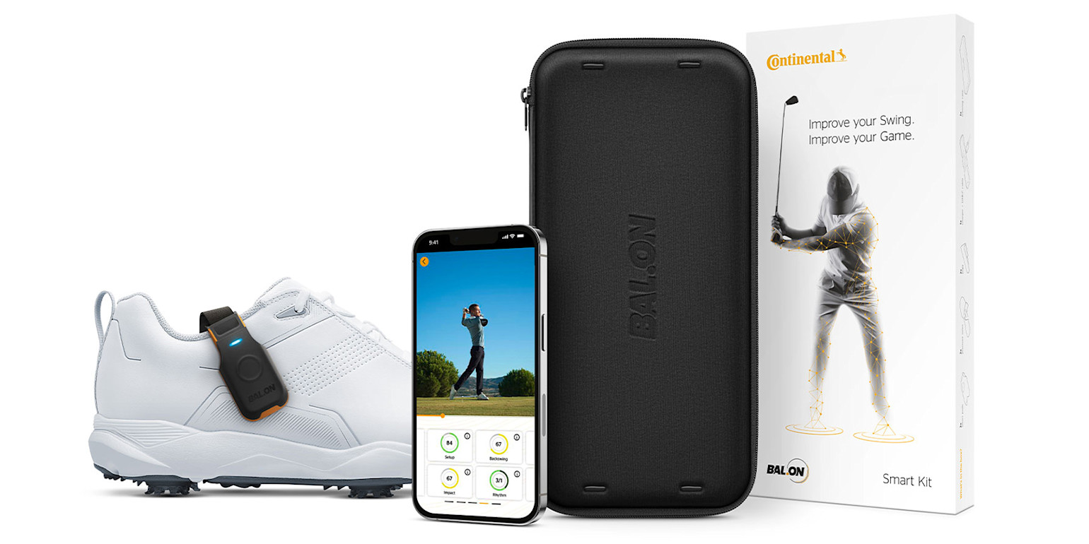 Golfskosensor fäst på vit sko, mobil med golfapp, svart fodral med texten BAL.ON och förpackning med golfspelare och texten "Improve your Swing. Improve your Game.".